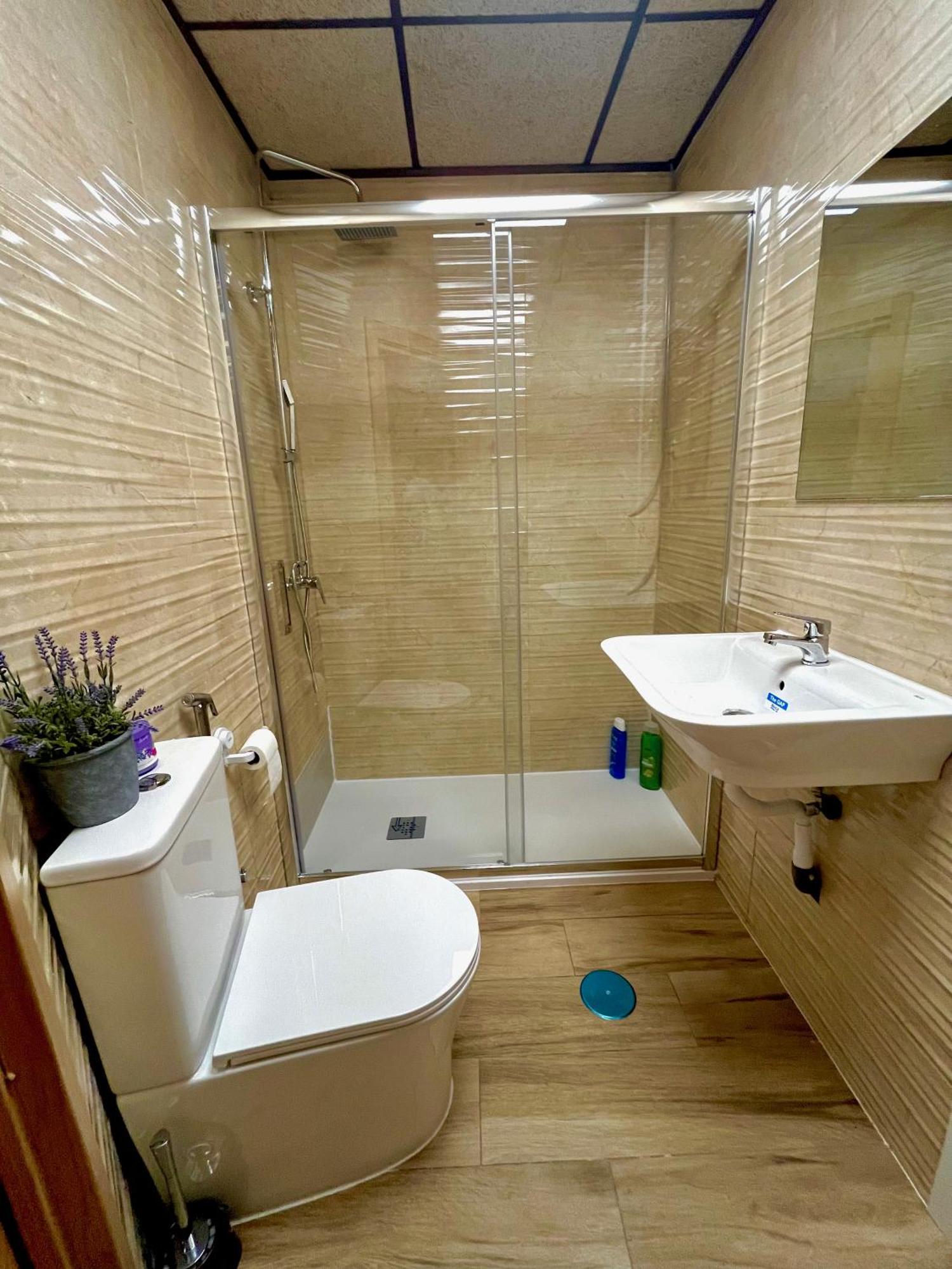 Hostel Vida Verde Мадрид Экстерьер фото